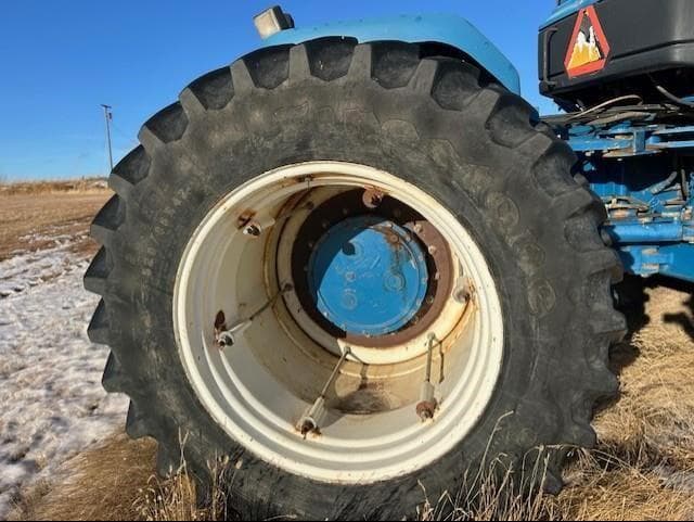 Image of New Holland 9682 equipment image 4