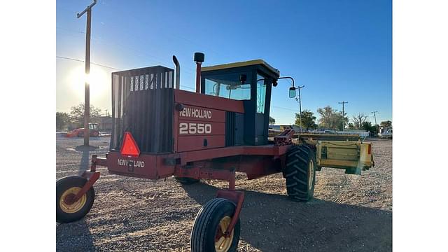 Image of New Holland 2550 equipment image 2