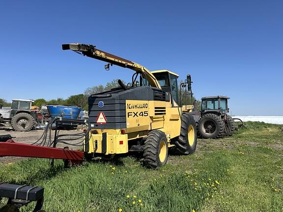 Image of New Holland FX45 equipment image 2