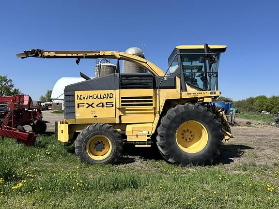 Image of New Holland FX45 equipment image 1