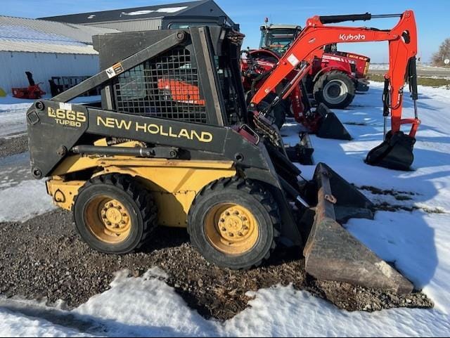 1996 New Holland LX665 Equipment Image0