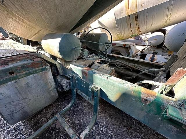 Image of Oshkosh S-2346 equipment image 4