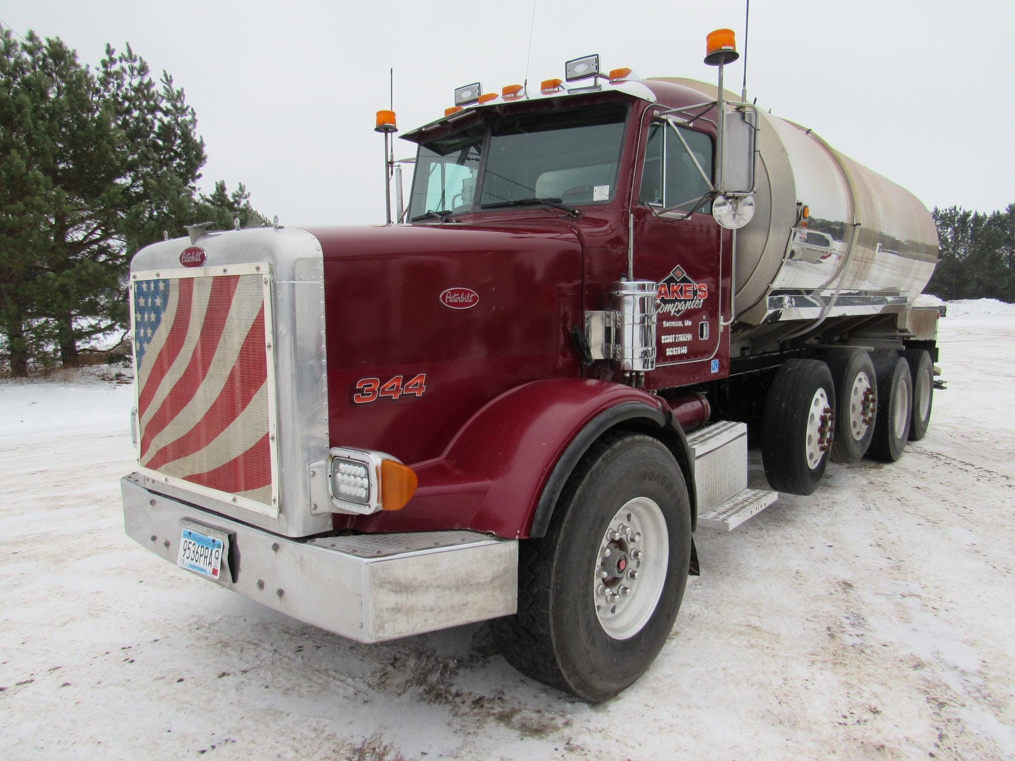 1996 Peterbilt 357 Equipment Image0