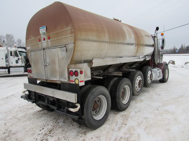 Image of Peterbilt 357 equipment image 2