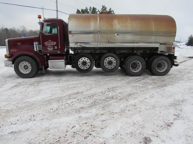 Image of Peterbilt 357 equipment image 4