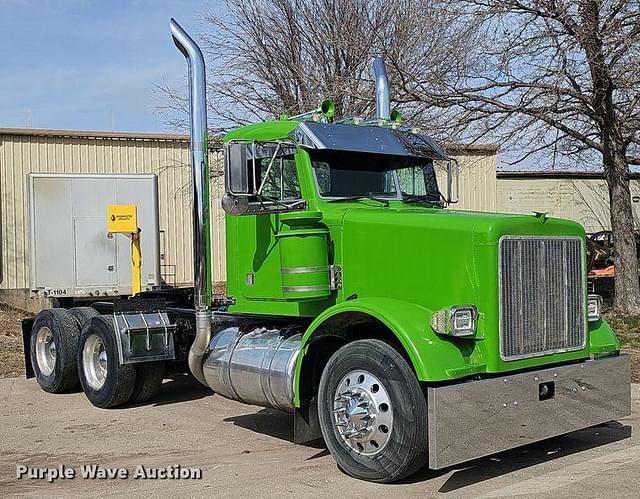 Image of Peterbilt 357 equipment image 2
