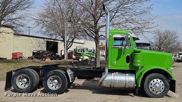 Image of Peterbilt 357 equipment image 3
