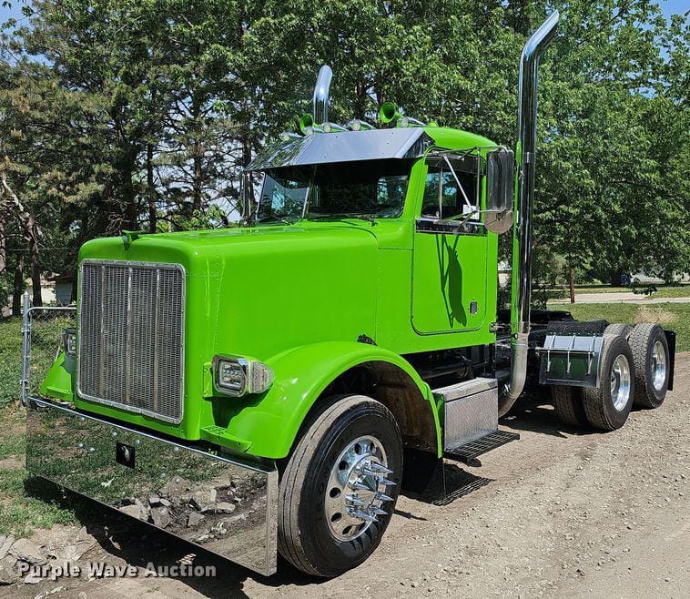 Main image Peterbilt 357