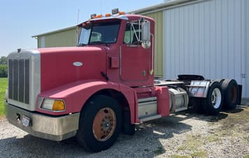 Main image Peterbilt 377
