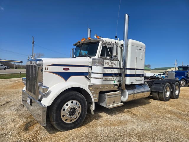 Image of Peterbilt 377 equipment image 3