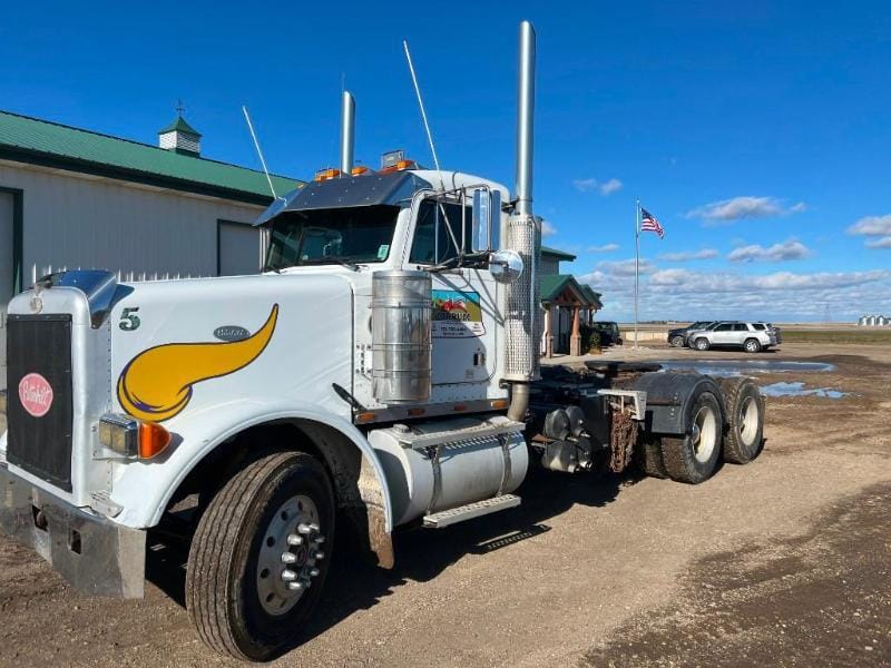 1996 Peterbilt 378 Equipment Image0
