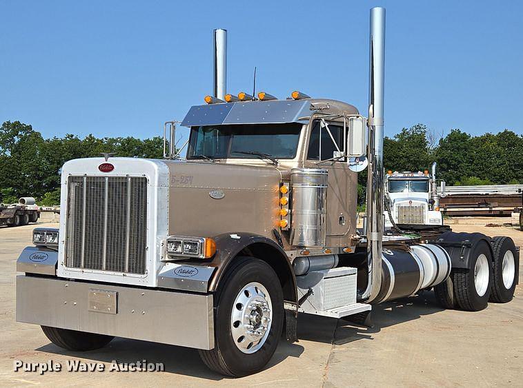 Image of Peterbilt 379 Primary image