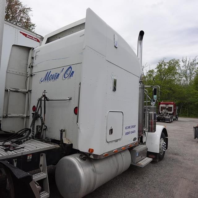 Image of Peterbilt 379 equipment image 3