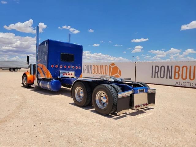 Image of Peterbilt 379 equipment image 2