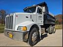 1996 Peterbilt 385 Image