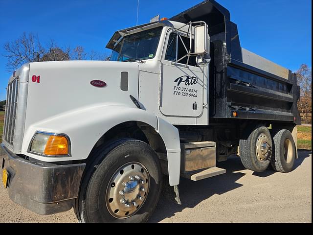 Image of Peterbilt 385 equipment image 1