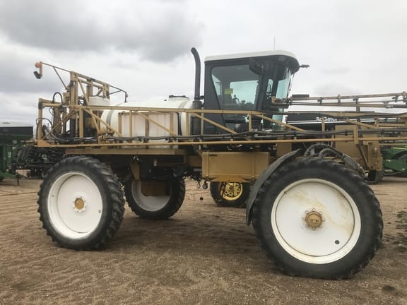 Main image Ag-Chem RoGator 854