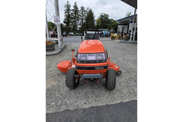 Image of Kubota T1700X equipment image 2