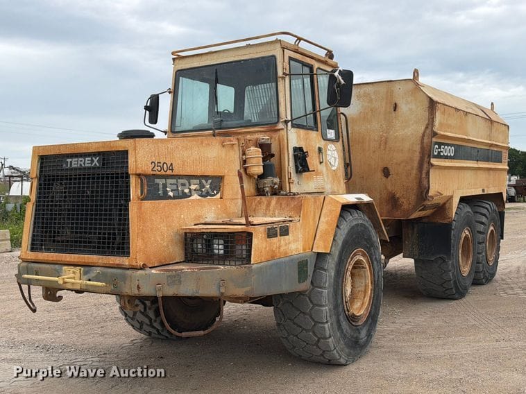 1996 Terex 2766C Equipment Image0