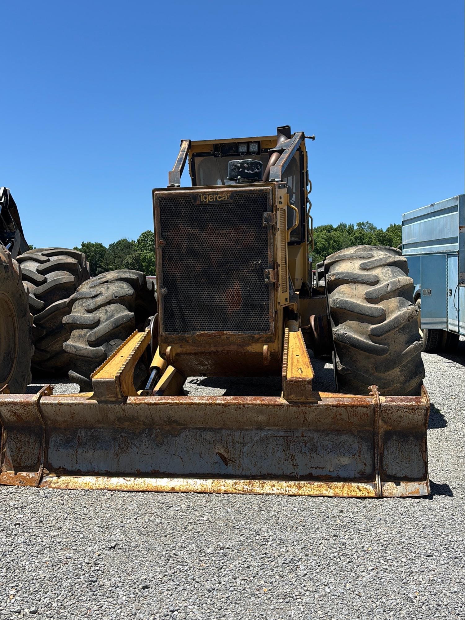 Main image Tigercat 726