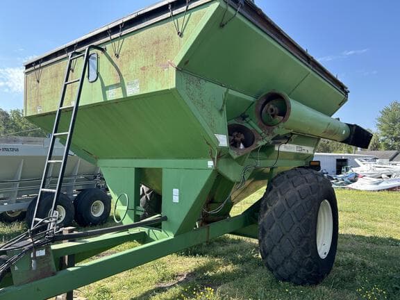 Image of Unverferth 8000 equipment image 2