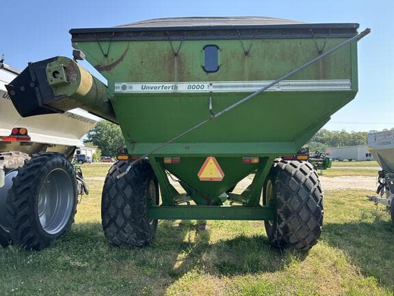 Image of Unverferth 8000 equipment image 4