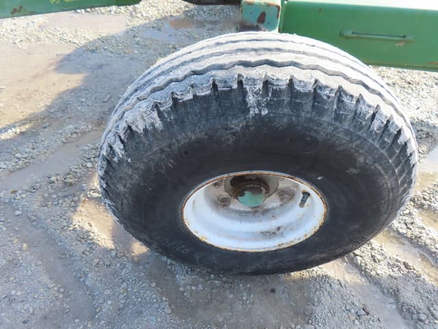 Image of Unverferth HT30 equipment image 3