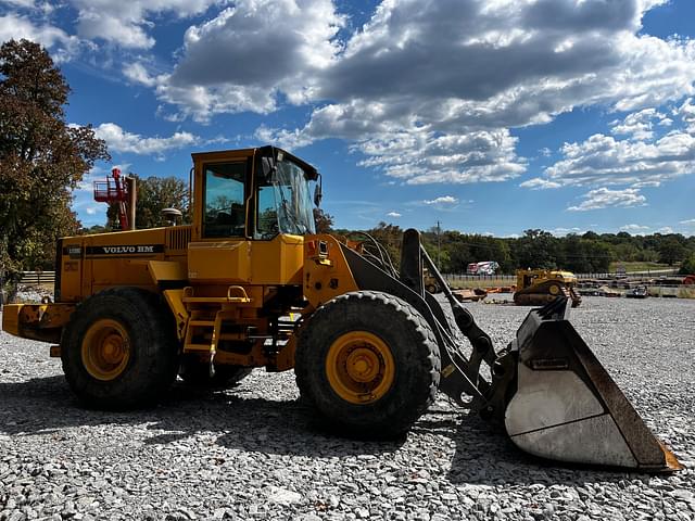 Image of Volvo L120C equipment image 4