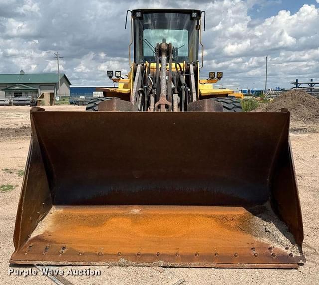 Image of Volvo L120C equipment image 1