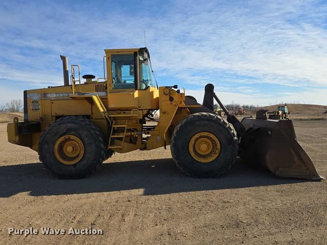 Image of Volvo L150C equipment image 3