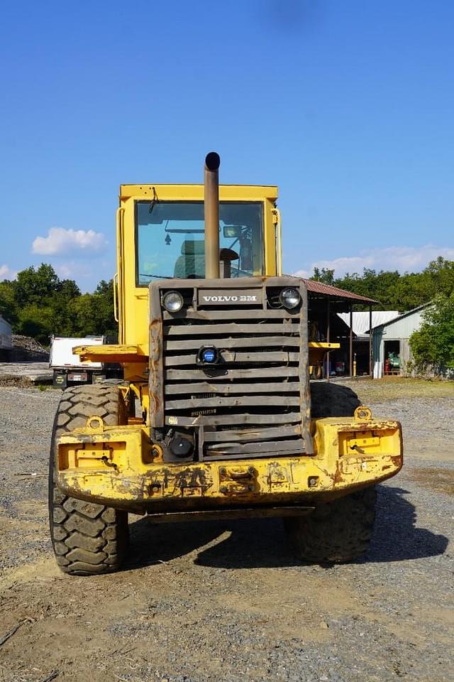 Image of Volvo L70C equipment image 4