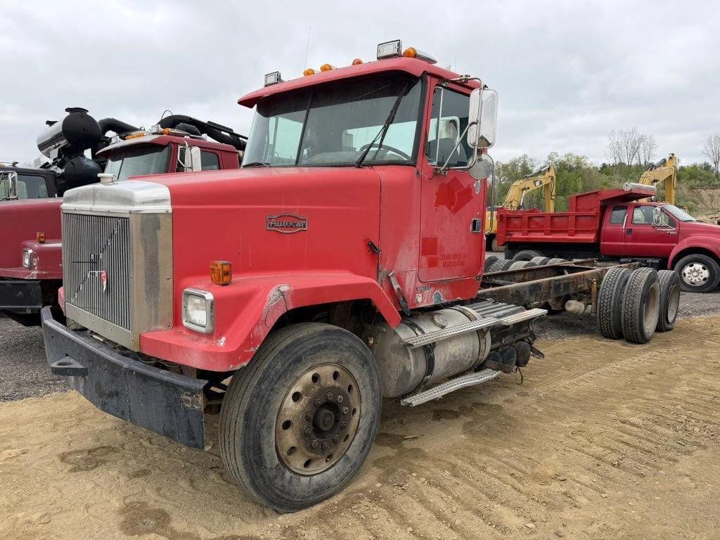 1996 Volvo Tandem Day Equipment Image0