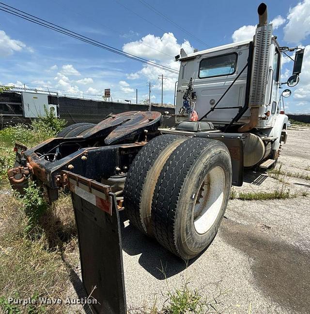 Image of Volvo WG equipment image 4