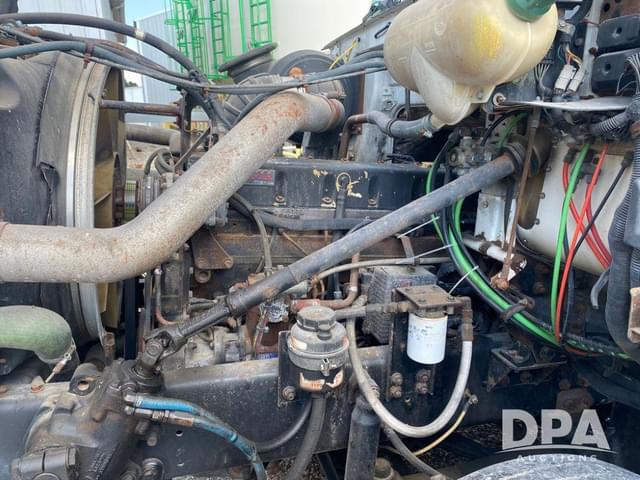 Image of Volvo WG64T equipment image 4