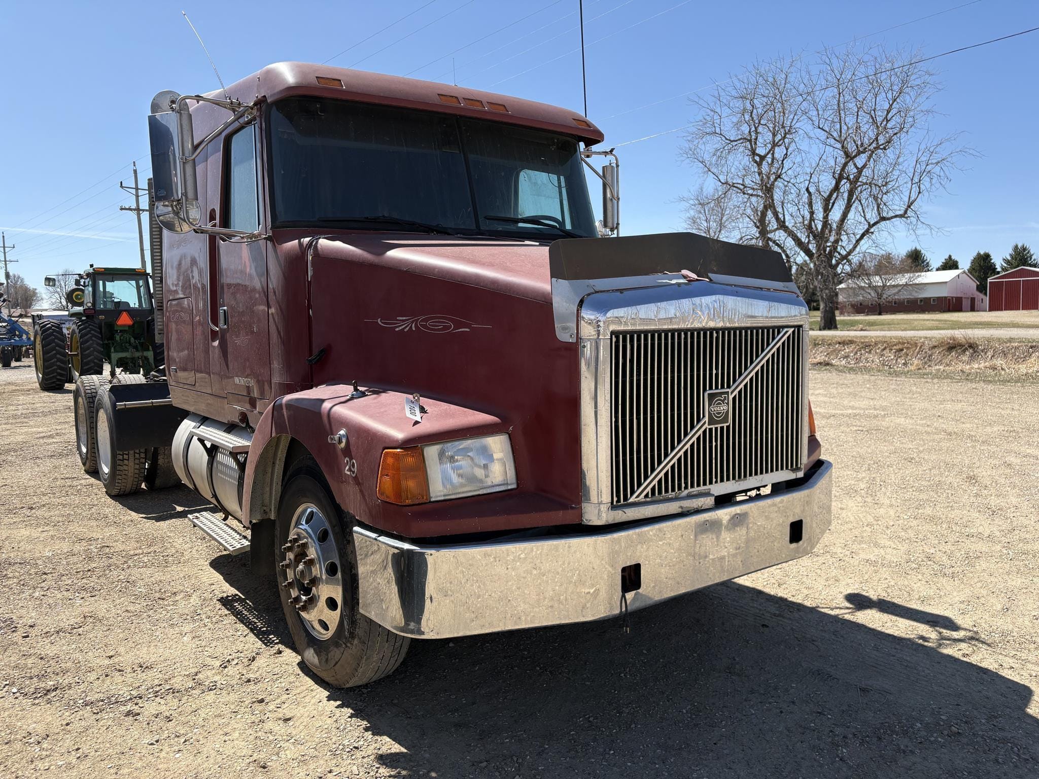 1996 Volvo WIA64T Equipment Image0