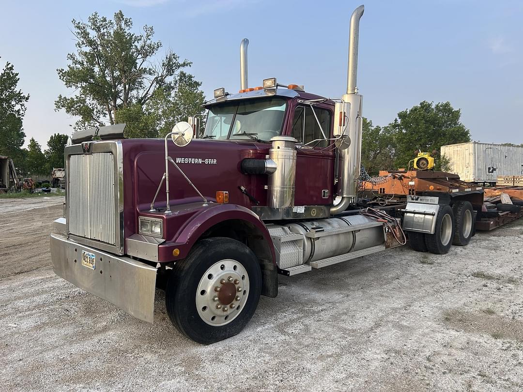 Image of Western Star 4900 Primary image