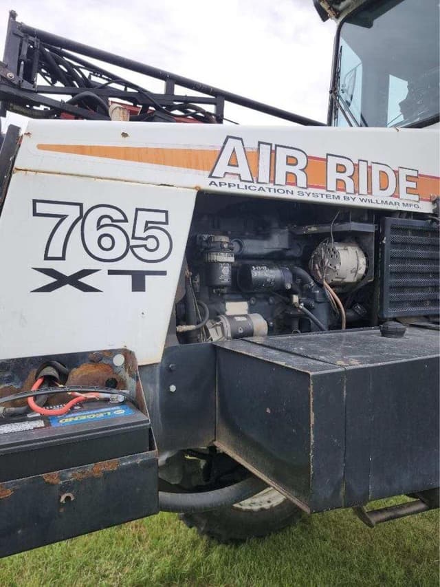 Image of Willmar 765XT equipment image 1