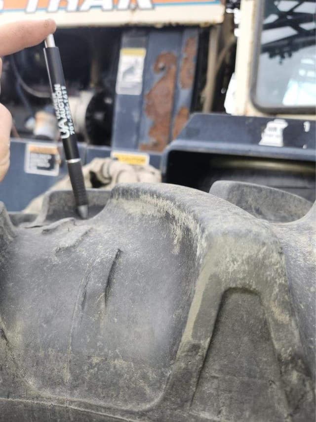 Image of Willmar 785 equipment image 4