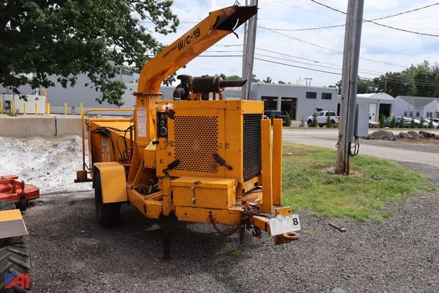 Image of Woodchuck W/C-19 equipment image 1