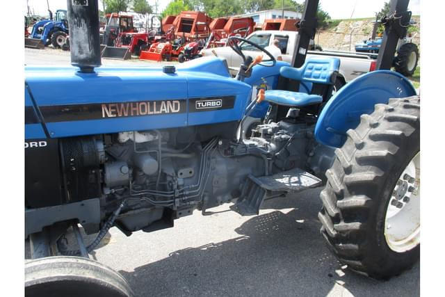 Image of New Holland 4630 equipment image 3