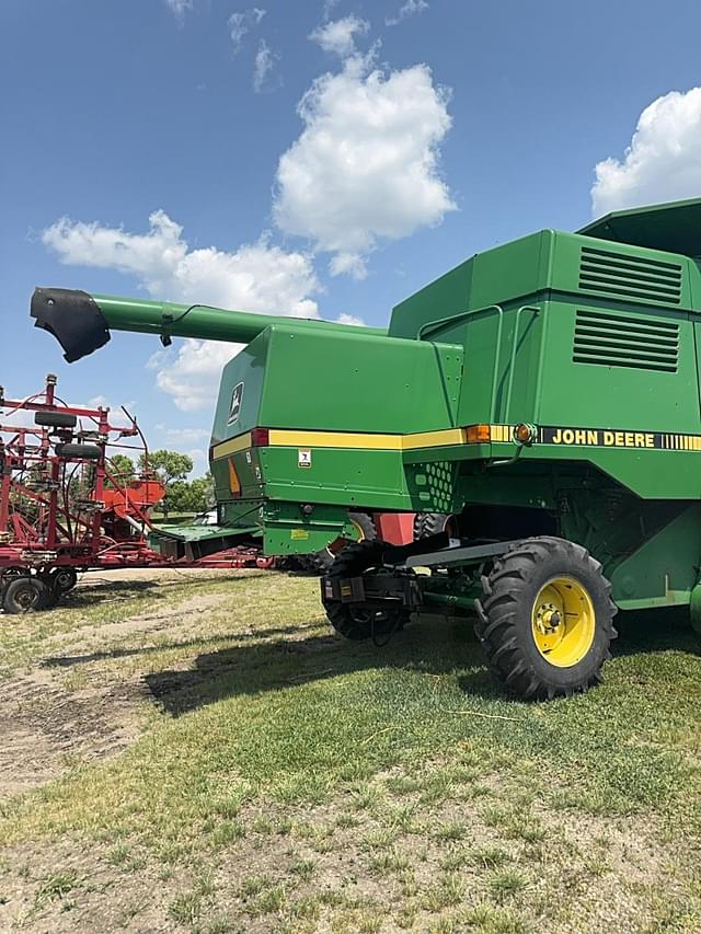 Image of John Deere 9600 equipment image 1