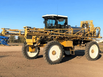 Main image Ag-Chem RoGator 854