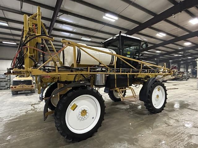 Image of Ag-Chem RoGator 554 equipment image 4