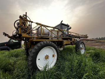 Main image Ag-Chem RoGator 854