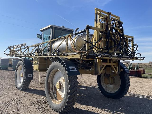 Image of Ag-Chem RoGator 854 equipment image 4