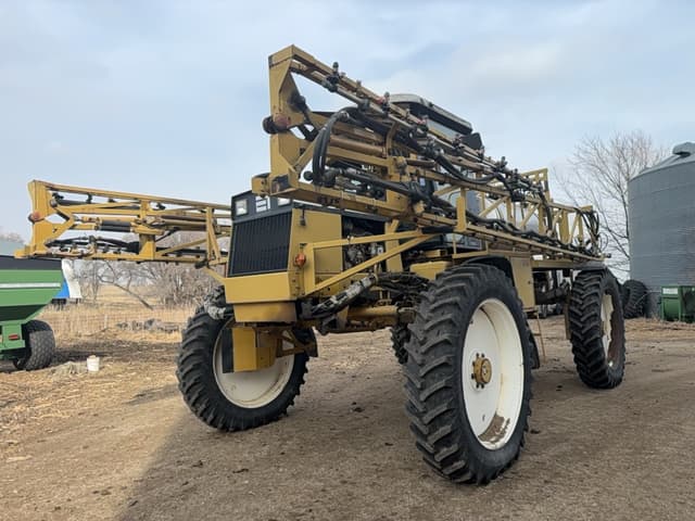 Image of Ag-Chem RoGator 854 equipment image 1