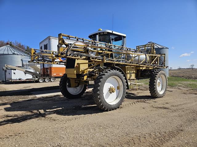 Image of Ag-Chem RoGator 854 equipment image 2
