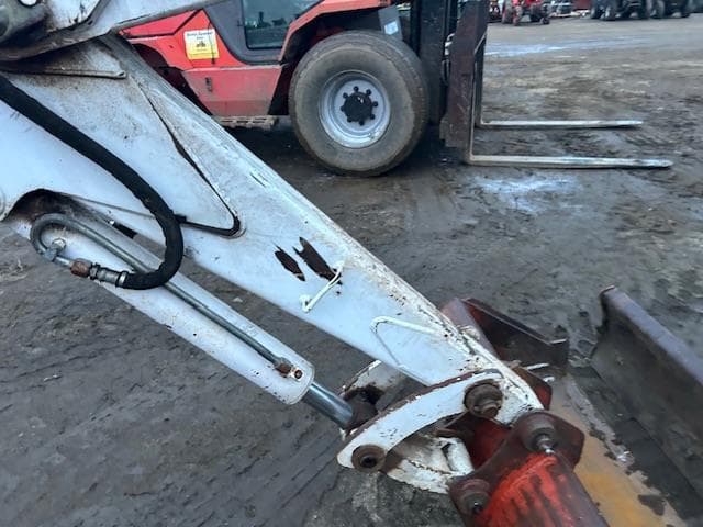 Image of Bobcat 331 equipment image 1