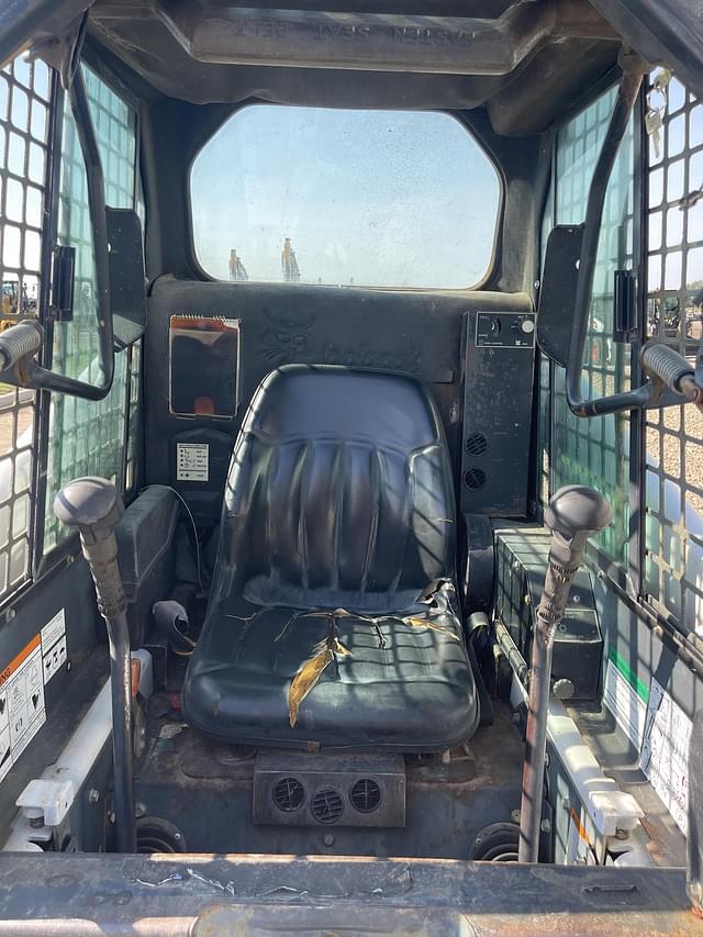 Image of Bobcat 863 equipment image 1