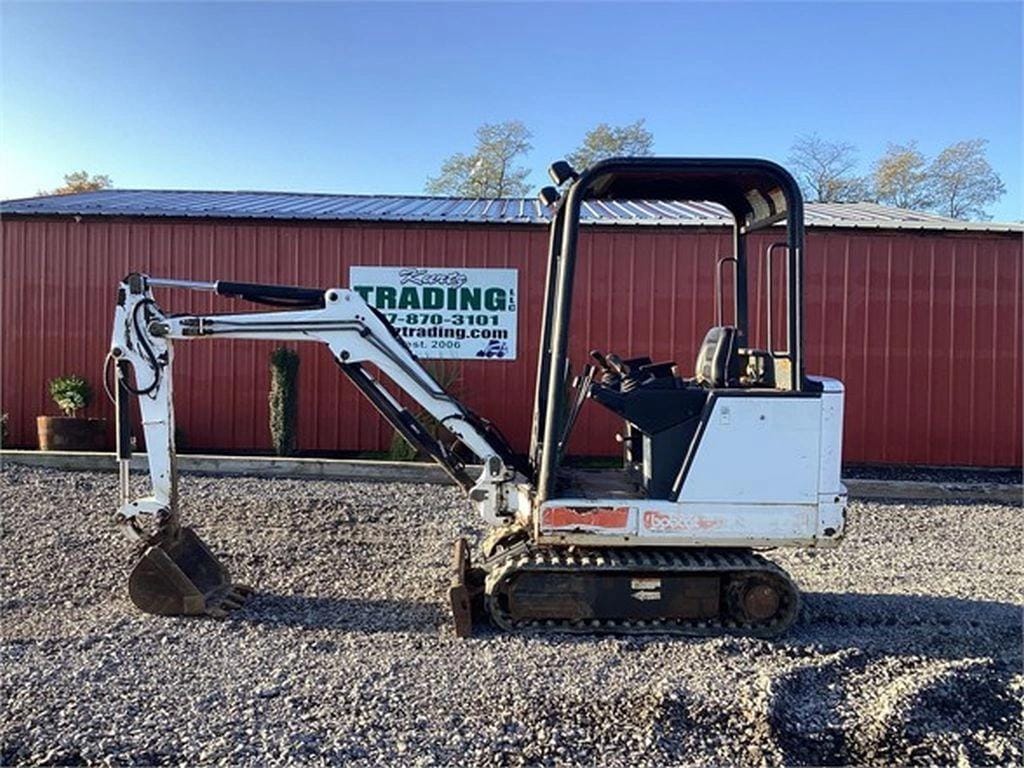 Main image Bobcat X320